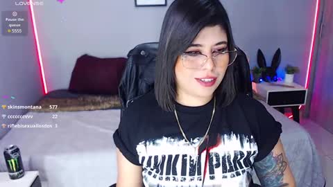 Miss Veronika online show from February 15, 2:11 pm