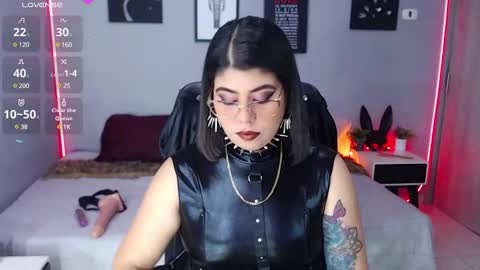 Miss Veronika online show from March 11, 12:06 pm