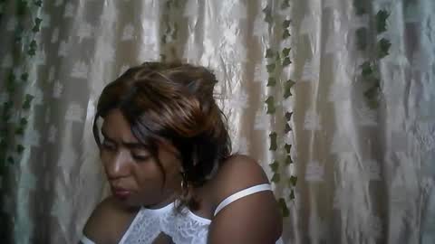 verronique1511 online show from May 17, 6:06 pm