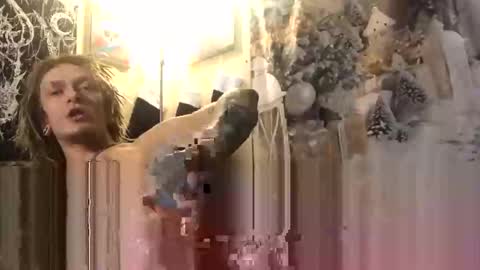 versaceballsack online show from December 18, 2:34 pm