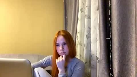 Lina online show from May 19, 3:08 pm
