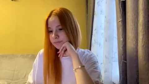 Lina online show from May 23, 12:23 pm