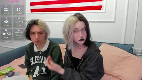 veryraretwins online show from April 24, 10:01 pm