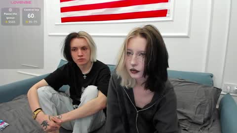 veryraretwins online show from May 24, 10:49 pm