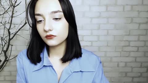 Ana online show from February 27, 8:02 am