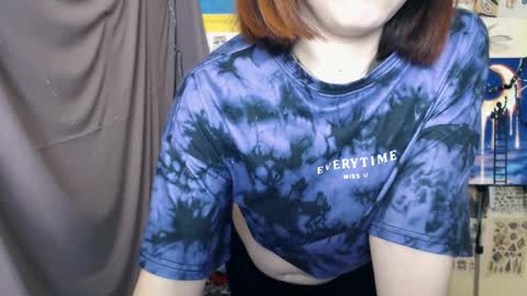 veryveryvery_shy online show from February 12, 7:02 am