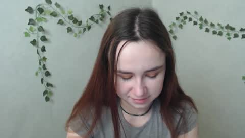 veryveryvery_shy online show from March 21, 7:47 am