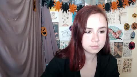 veryveryvery_shy online show from October 8, 5:24 am