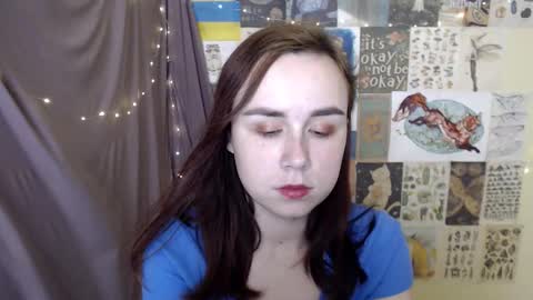 veryveryvery_shy online show from November 15, 11:34 am