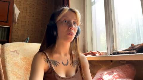 Alice online show from May 9, 8:31 am