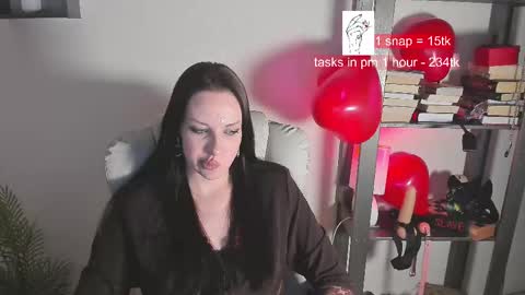 Snapshot of vi_vikkk chatting on February 15, 6:44 pm VIKA online show from February 15, 6:44 pm