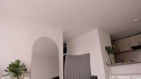 Vianca Cruz online show from January 30, 6:32 pm