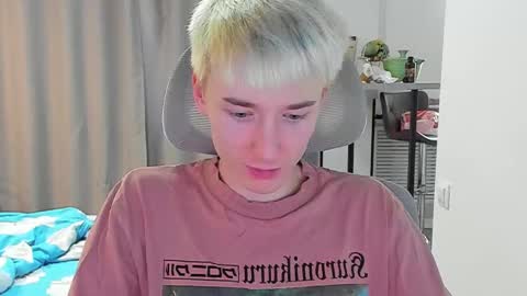 vibemygirl online show from October 8, 7:47 am