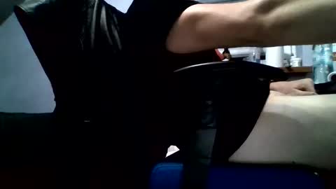 vibetrekker online show from November 8, 8:23 pm