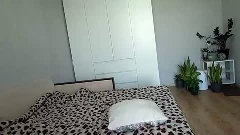 Lina online show from July 7, 6:47 am