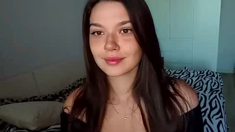Lina online show from June 22, 5:04 am