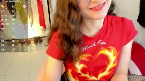 Vicky online show from December 7, 4:04 am