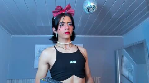  Vicky  online show from April 17, 2:19 pm