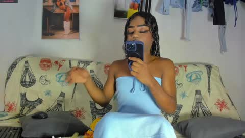 Snapshot of vicky_hotteei chatting on February 8, 10:40 pm vicky manuela online show from February 8, 10:40 pm