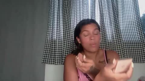 vickyhm22 online show from September 25, 11:17 am