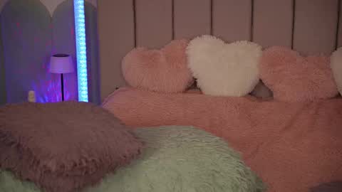 Snapshot of vickysecret96 chatting on September 21, 6:01 pm vickysecret96 online show from September 21, 6:01 pm