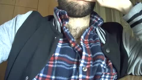 VictorHume online show from December 9, 12:01 am