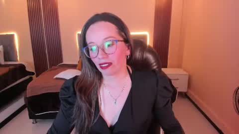 victoria__blake online show from July 6, 7:38 pm