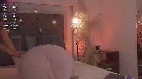         online show from March 11, 1:58 pm