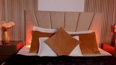 VIC online show from November 7, 12:07 pm