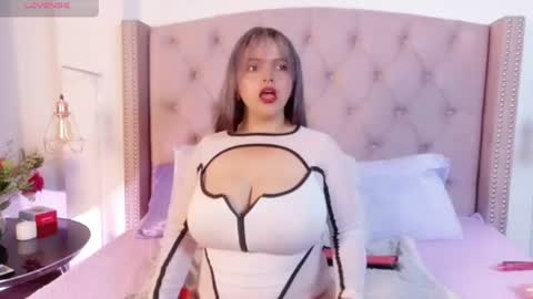 victoria_cherry_ online show from June 22, 11:39 am