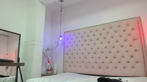 victoria_kitt online show from July 25, 7:12 pm