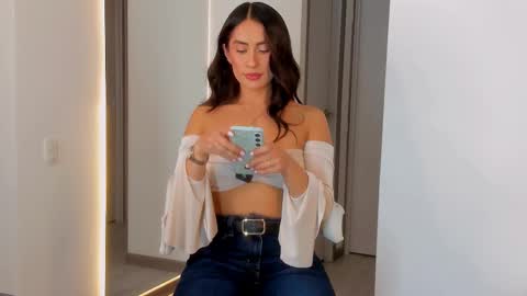 Vcitoria online show from September 18, 12:25 am