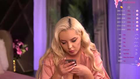 Snapshot of victoriamorrone chatting on February 18, 10:49 am Diddy online show from February 18, 10:49 am