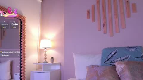 Victoria online show from September 27, 8:17 pm