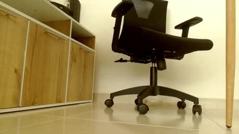 Victoria online show from October 21, 5:16 pm