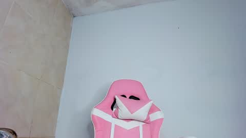 samantha victoria hall online show from February 4, 3:22 am