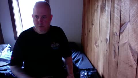 Victor Sin online show from May 3, 9:32 pm
