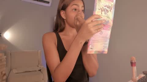 Karla online show from December 10, 7:43 pm
