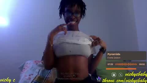 Vicky C Vicky V - Vicky C Baby Baby Vee - Schoolgurl V - V the Qween of Edging - Miss Vicky if U Nasty online show from January 29, 8:04 pm