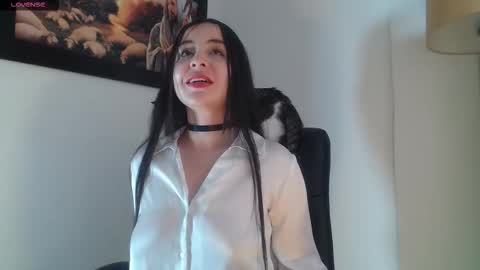 VIOLET  online show from March 4, 12:02 pm