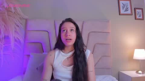 VIOLET MOON online show from February 17, 7:35 pm