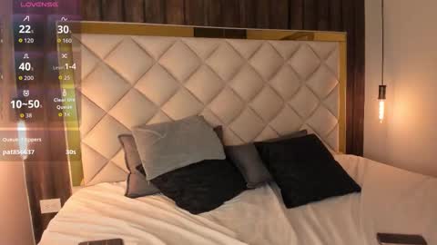 Violet  online show from March 12, 4:44 pm