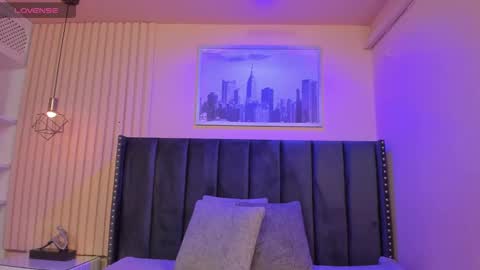 Viiolett online show from October 22, 9:49 pm