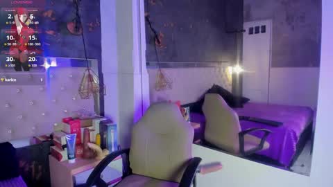 Violet online show from September 18, 1:26 pm