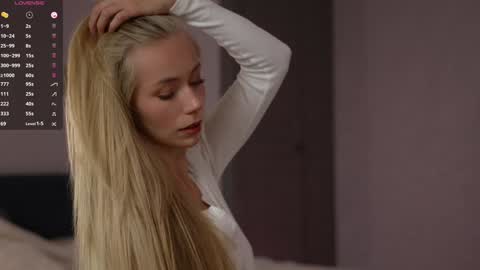 vika54784 online show from October 23, 4:58 am