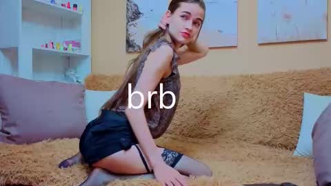 vikiberry online show from September 24, 2:35 pm