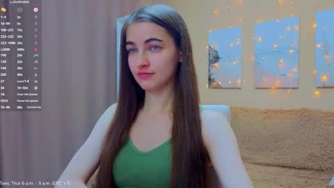 vikiberry online show from March 26, 5:24 am