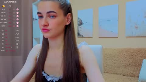 vikiberry online show from October 10, 10:32 am