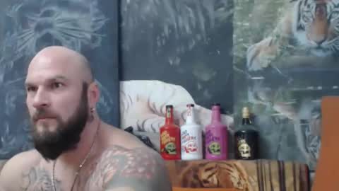 viking online show from December 1, 1:42 pm