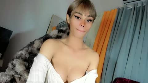 vikkylustfull online show from March 5, 2:20 am